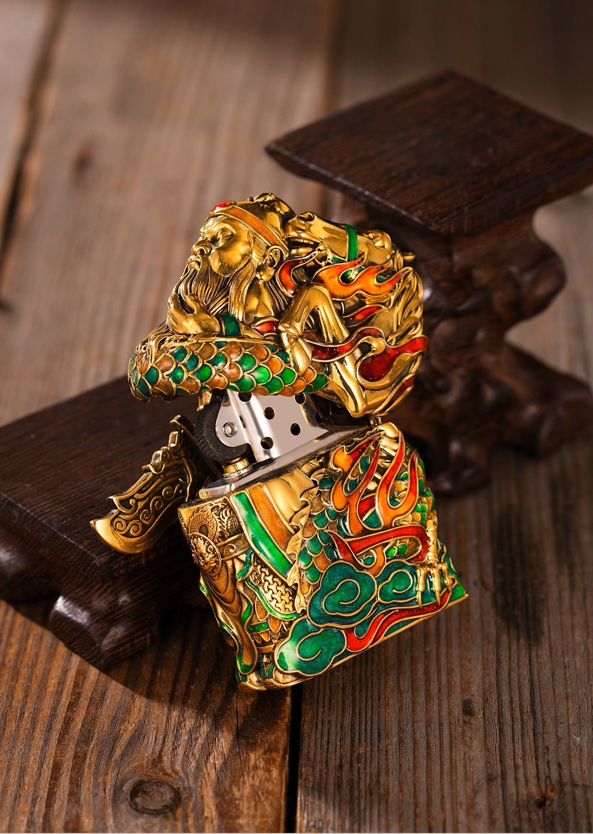 Zippo Lighter Set with Luminous 3D Guan Yu Art Armor Case | Glow-in-the-Dark | Collector’s Edition